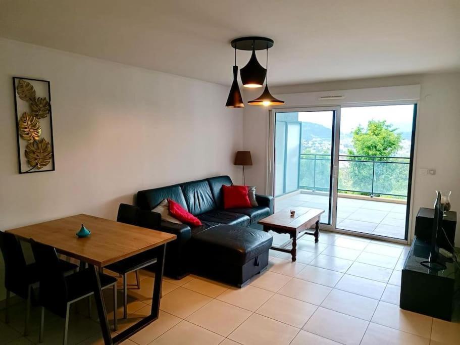 Pessicart - T2 Avec Terrasse - Residence Avec Piscine Ницца Экстерьер фото